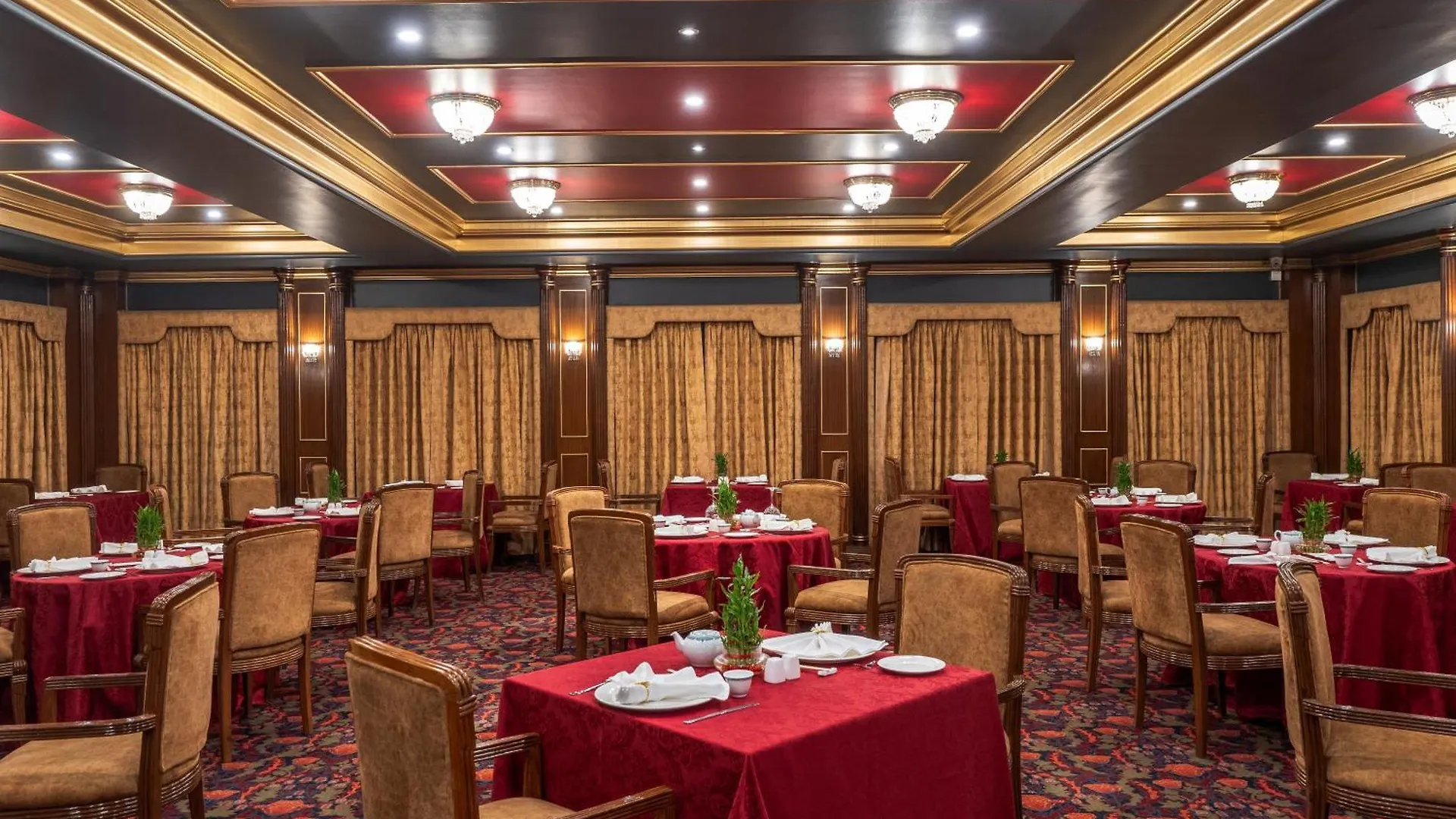 The Malla Hotel - Thamel, 2 Km To Swayambhunath Temple Kathmandu