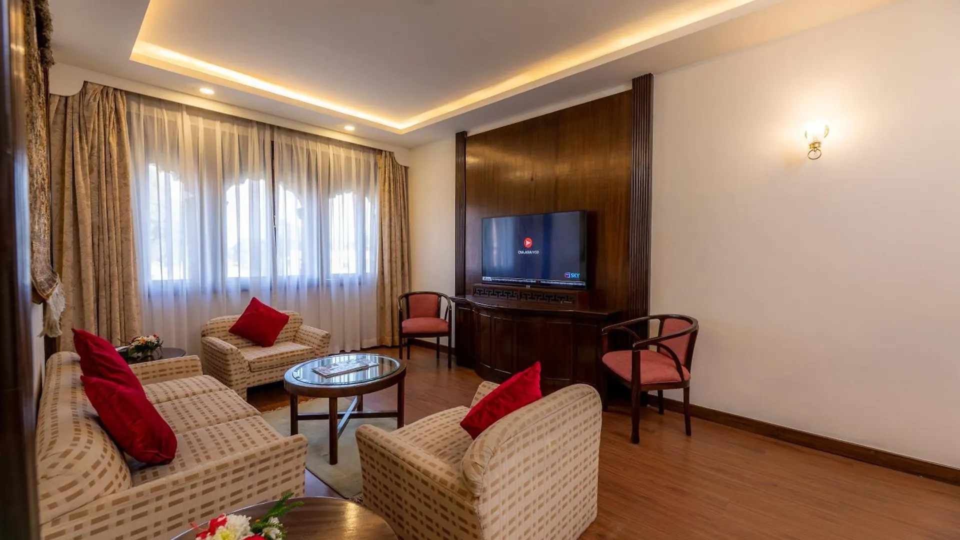 The Malla Hotel - Thamel, 2 Km To Swayambhunath Temple Kathmandu 5*,